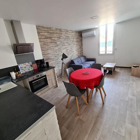 Appartement 60M2 Rdc Avec Jardin Saint-Genis-des-Fontaines Luaran gambar