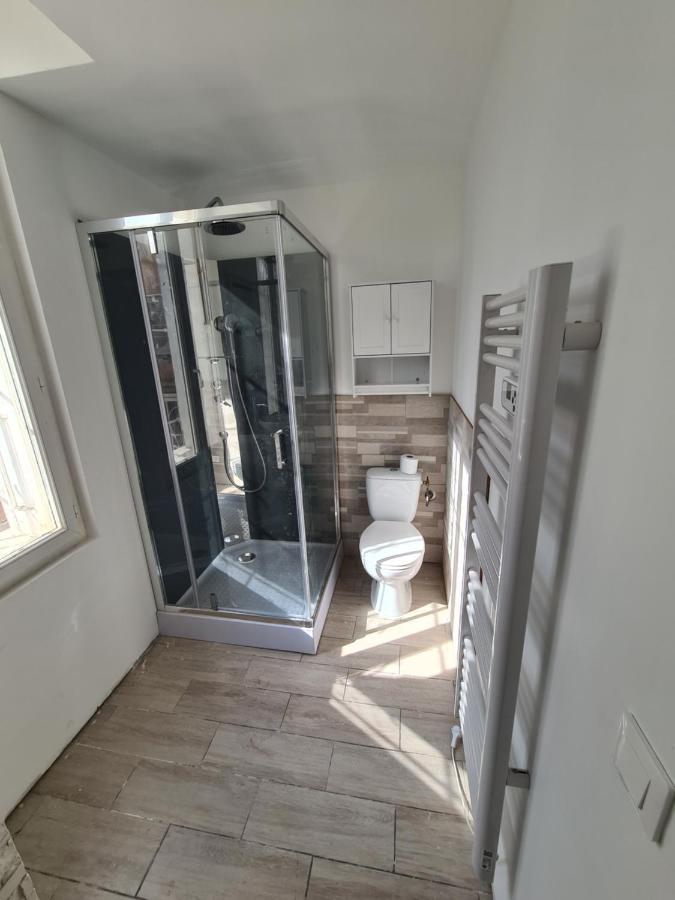 Appartement 60M2 Rdc Avec Jardin Saint-Genis-des-Fontaines Luaran gambar